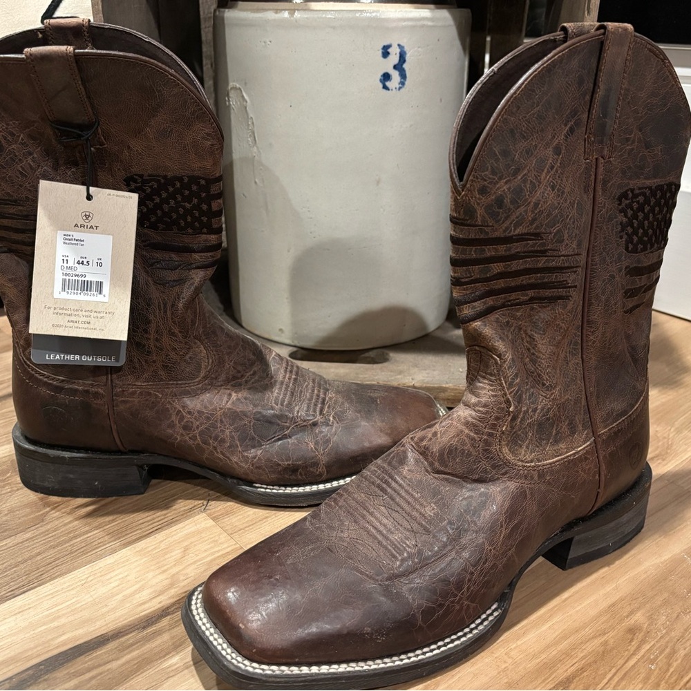 Ariat Men's Distressed Brown Western Boots